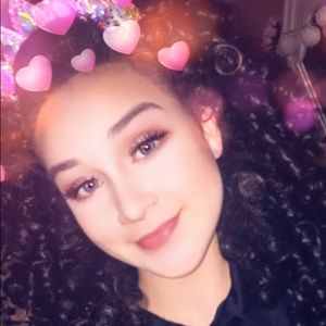 Meet your Posher, Abby